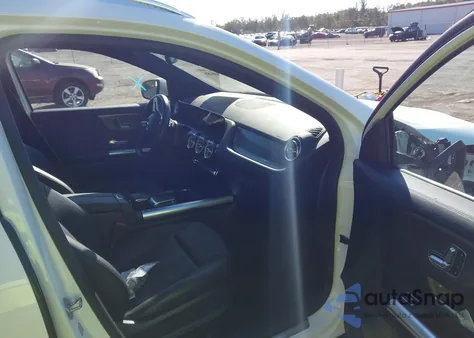 2021 Mercedes-Benz Gla 250 z USA, uszkodzony, nr VIN W1N4N4GB2MJ118125